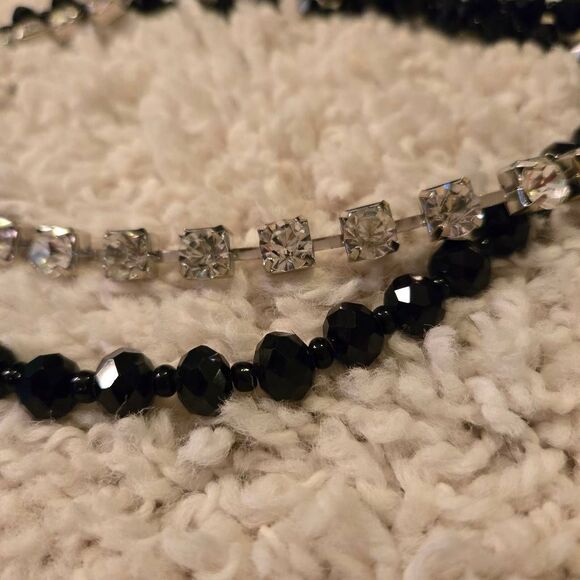 NWOT Long Faceted Jet Beads + Rhinestones Necklace - Picture 5 of 9